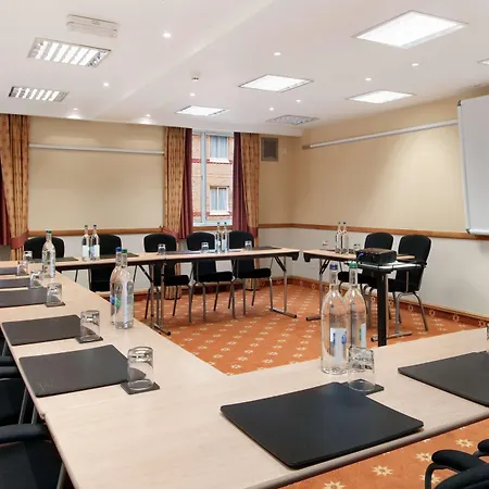 Doubletree By Hilton North Hotel 4*