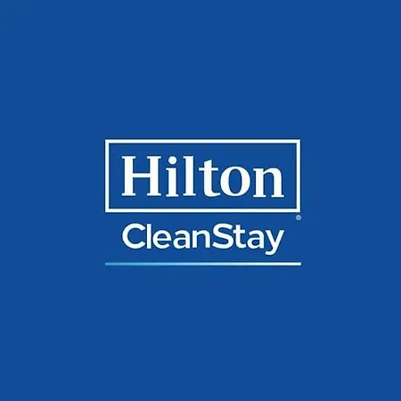 Hotel Doubletree By Hilton North