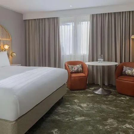 Doubletree By Hilton North Bristol