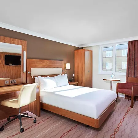 Doubletree By Hilton North Bristol