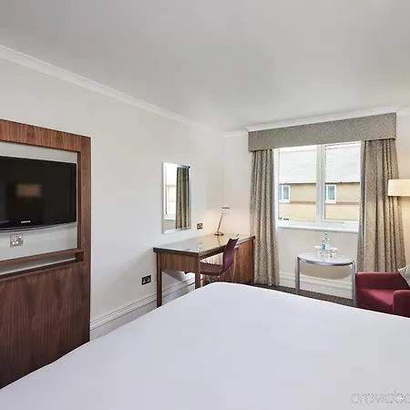 Doubletree By Hilton North Bristol